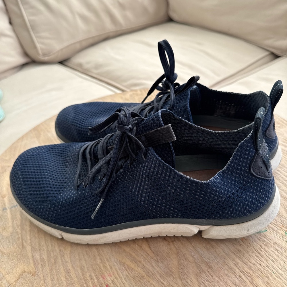 CLARKS Navy Knit Trigenic Triken Running Sneakers Size 10 - Picture 4 of 8